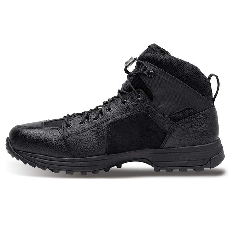 https://www.crispiusa.com/media/catalog/product/a/t/at4-gtx-black_10.png