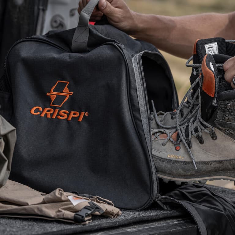 https://www.crispiusa.com/media/catalog/product/c/r/crispi_boot_bag_1_1.png