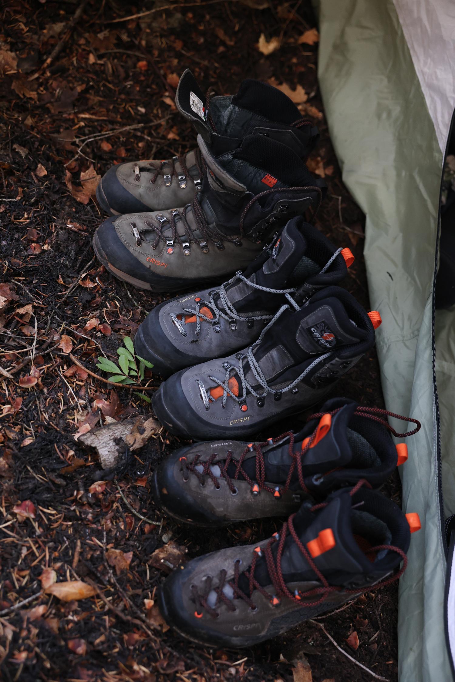 boots_lined_up_vertical